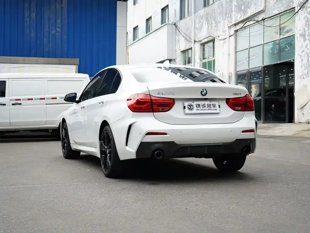 BMW 1 Series — фото 10