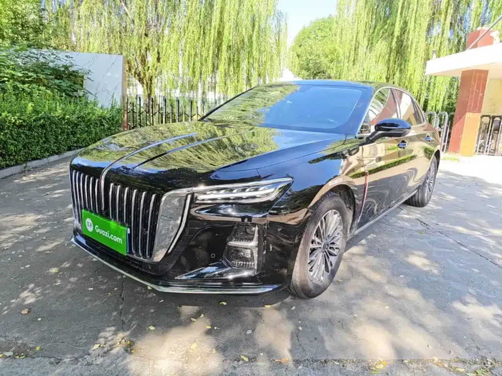 Hongqi H5 — фото 1