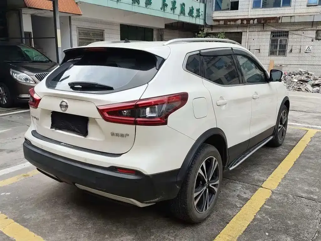 Nissan Qashqai — фото 6
