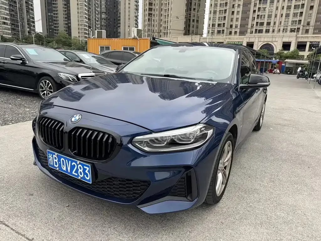 BMW 1 Series — фото 1
