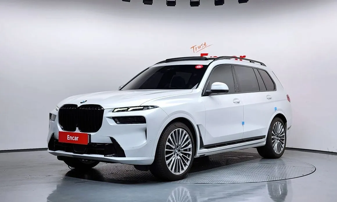 BMW X7 — фото 1