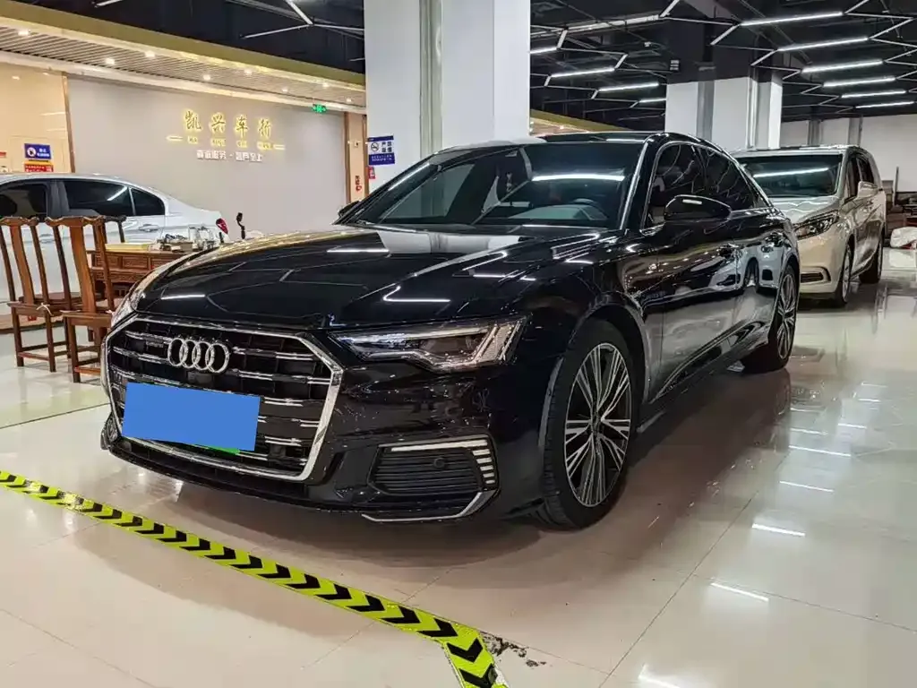 Audi A6L New Energy — фото 1