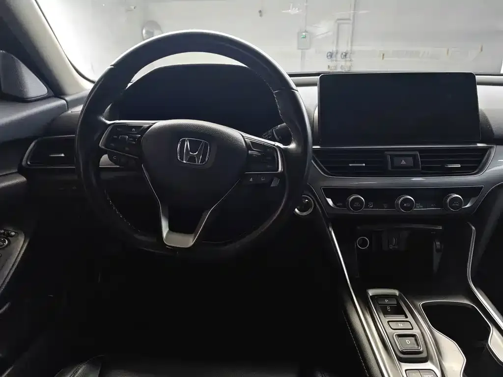 Honda Accord — фото 6
