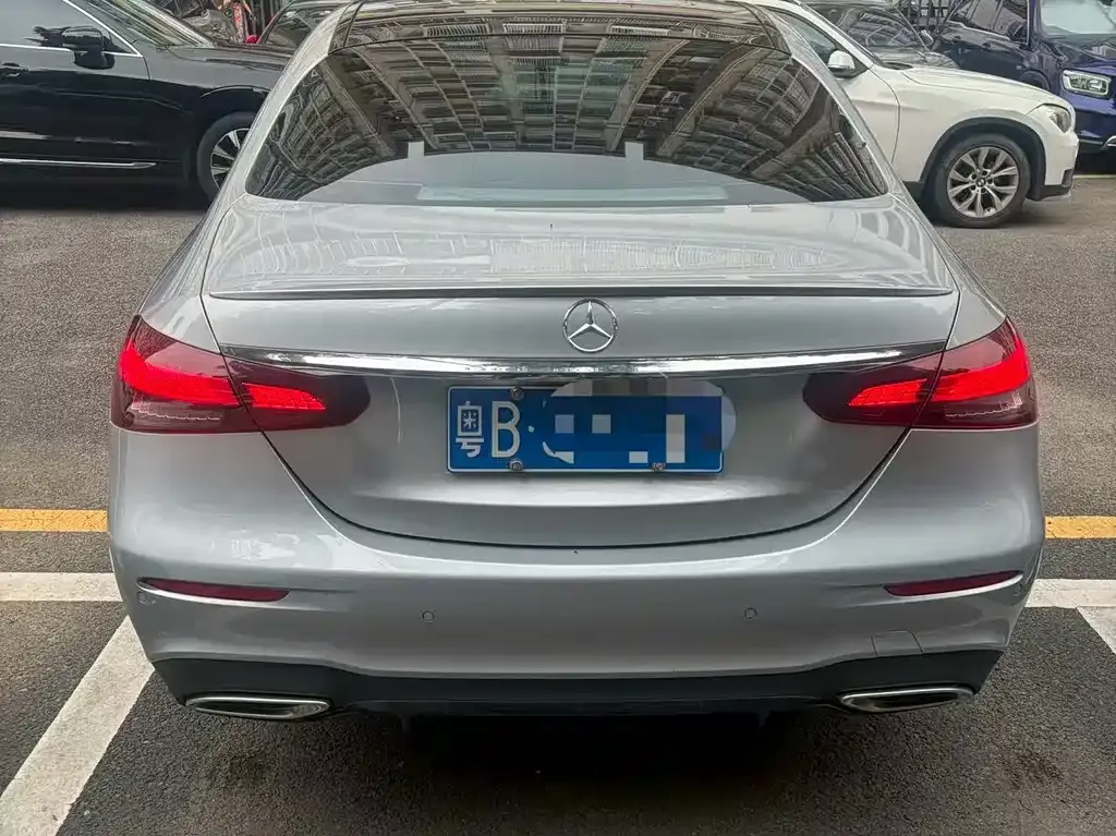 Mercedes-Benz E-Class (Import) — фото 5
