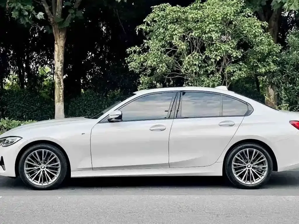 BMW 3 Series — фото 7