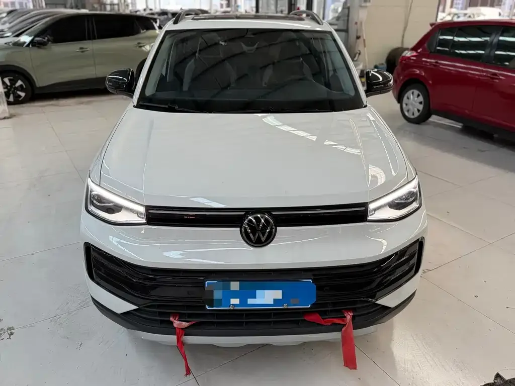 Volkswagen Tharu — фото 2