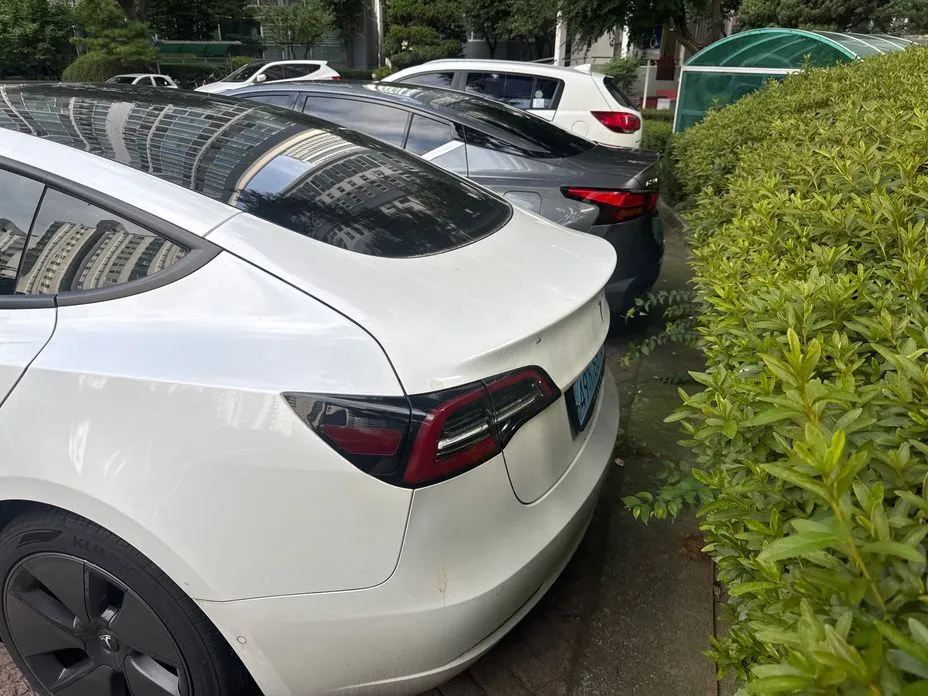 Tesla Model 3 — фото 4