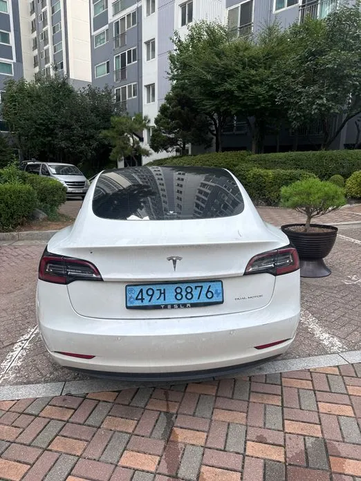 Tesla Model 3 — фото 3