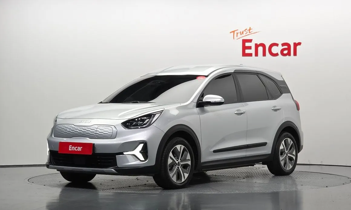 Kia Niro — фото 1