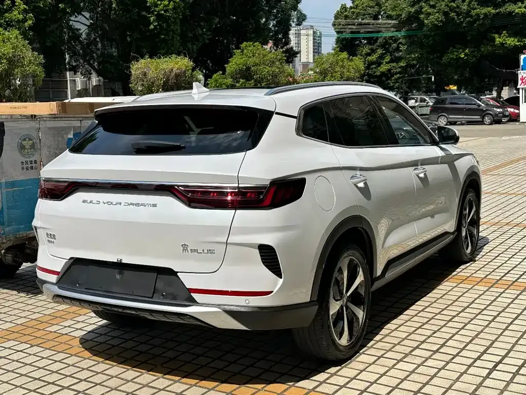 BYD PLUS New Energy — фото 7