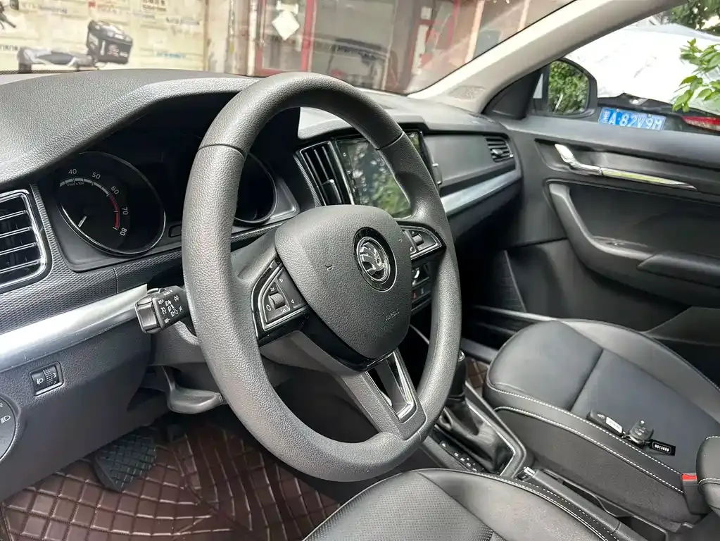 Skoda Kamiq — фото 10