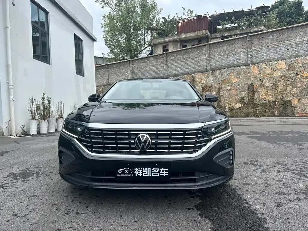 Volkswagen Passat — фото 10