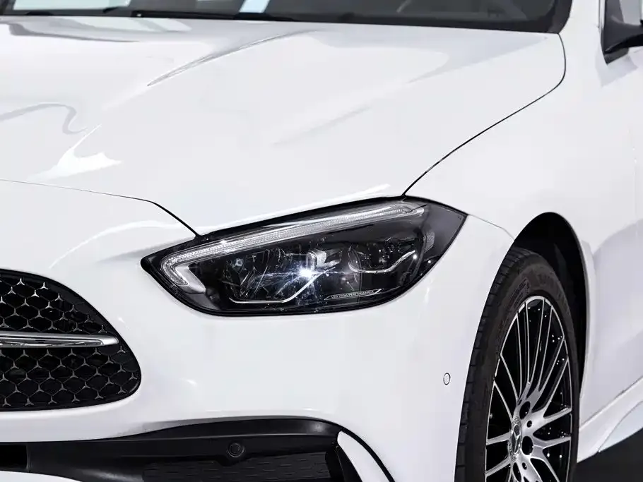 Mercedes-Benz C-Class — фото 4