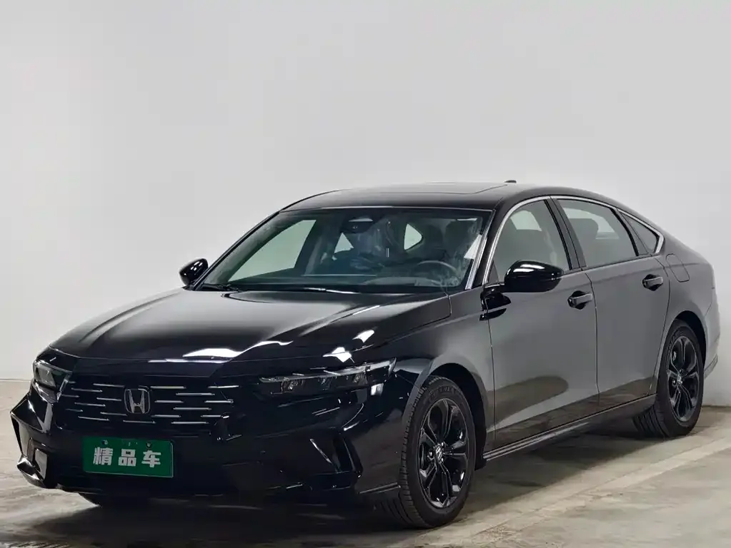 Honda Accord — фото 1