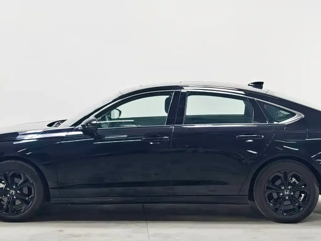 Honda Accord — фото 4