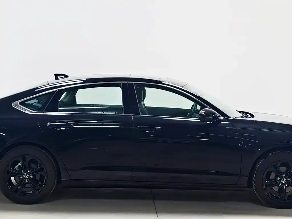 Honda Accord — фото 3