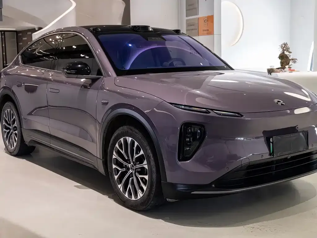NIO EC6 — фото 8