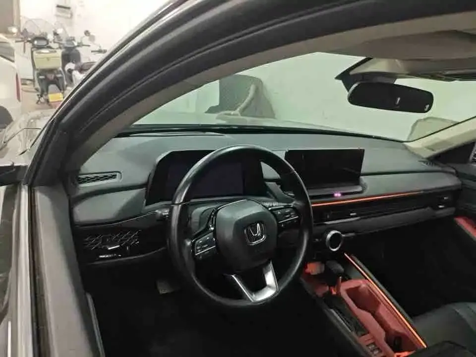 Honda Accord — фото 4
