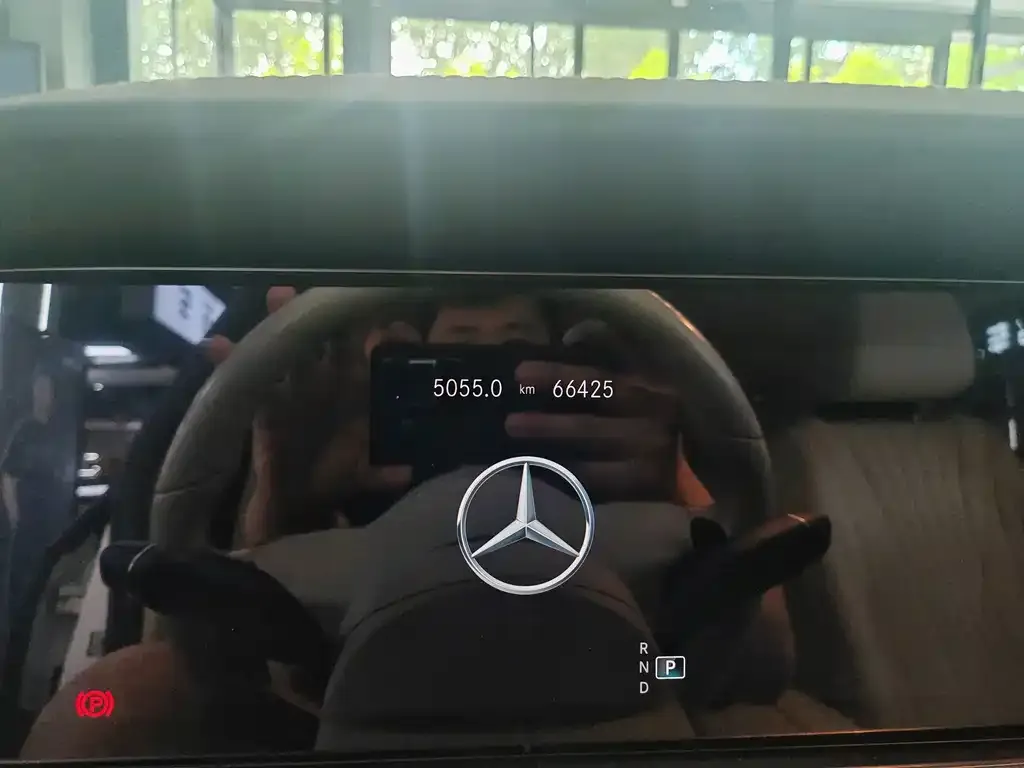 Mercedes-Benz CLS — фото 2