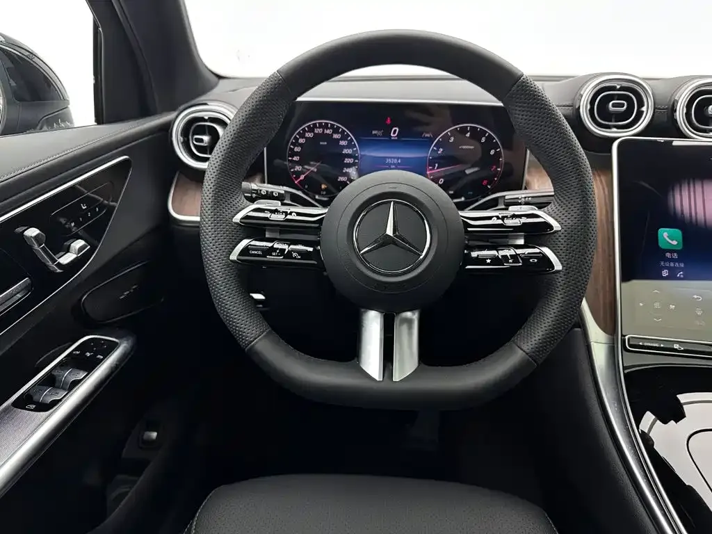 Mercedes-Benz GLC — фото 5