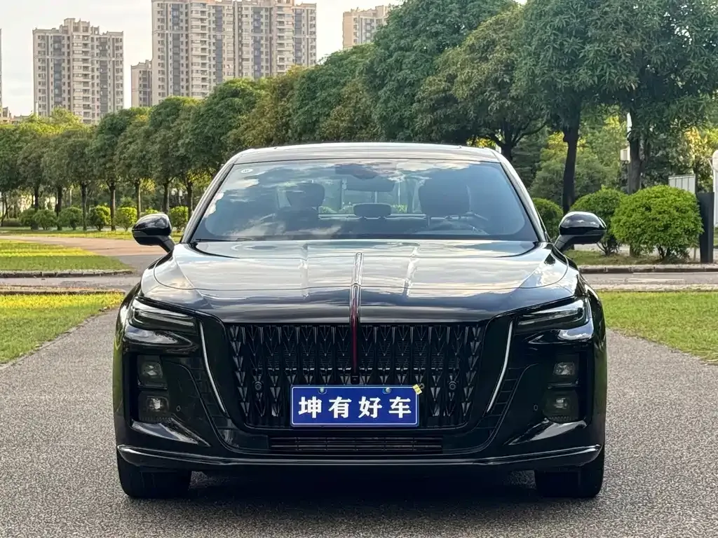 Hongqi H5 — фото 7