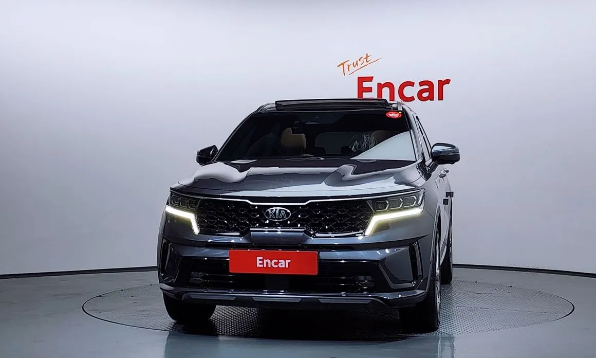 Kia Sorento — фото 7