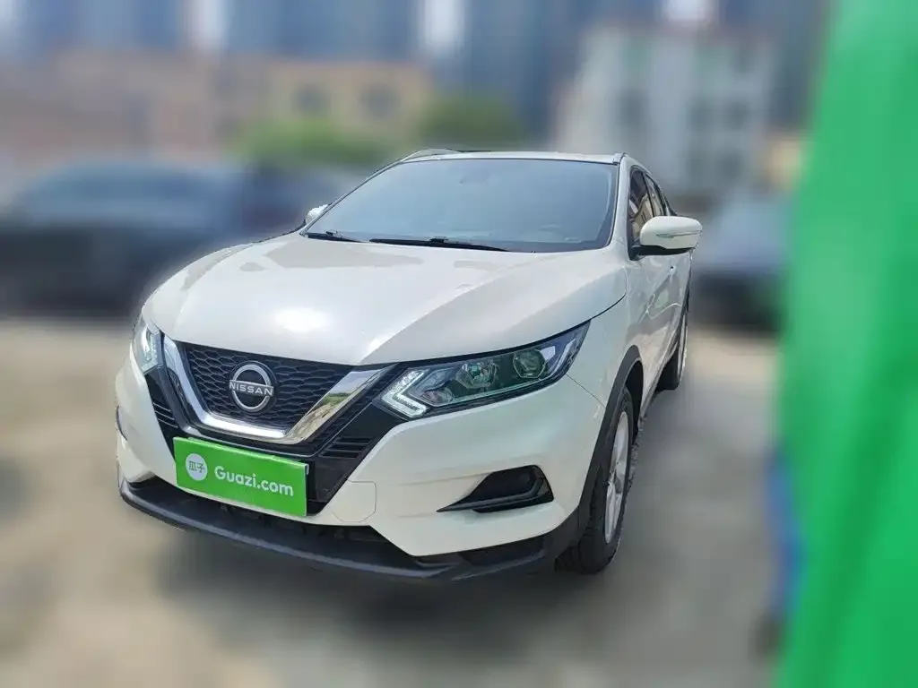 Nissan Qashqai — фото 2