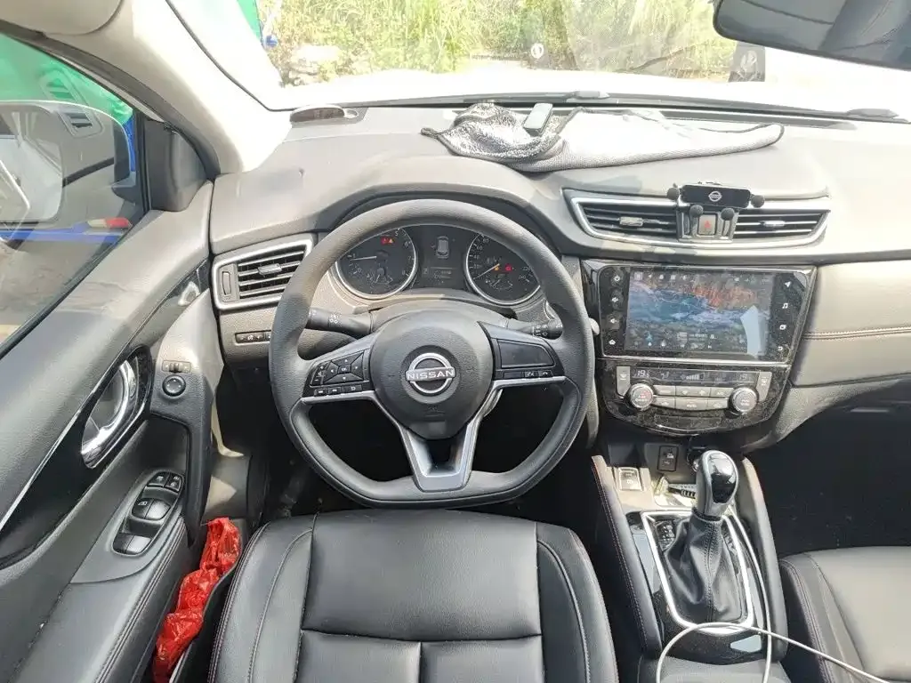 Nissan Qashqai — фото 9