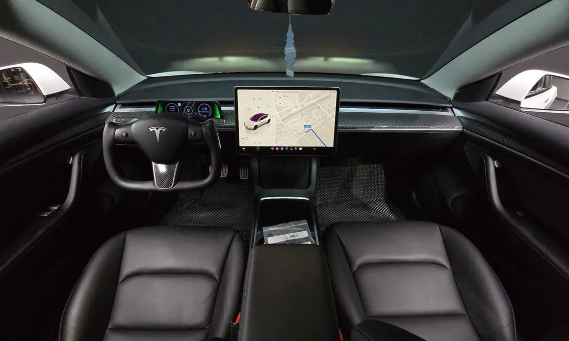 Tesla Model 3 — фото 6