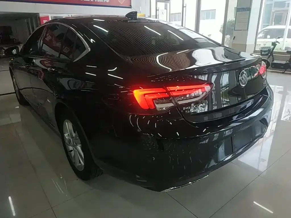 Buick Regal — фото 4