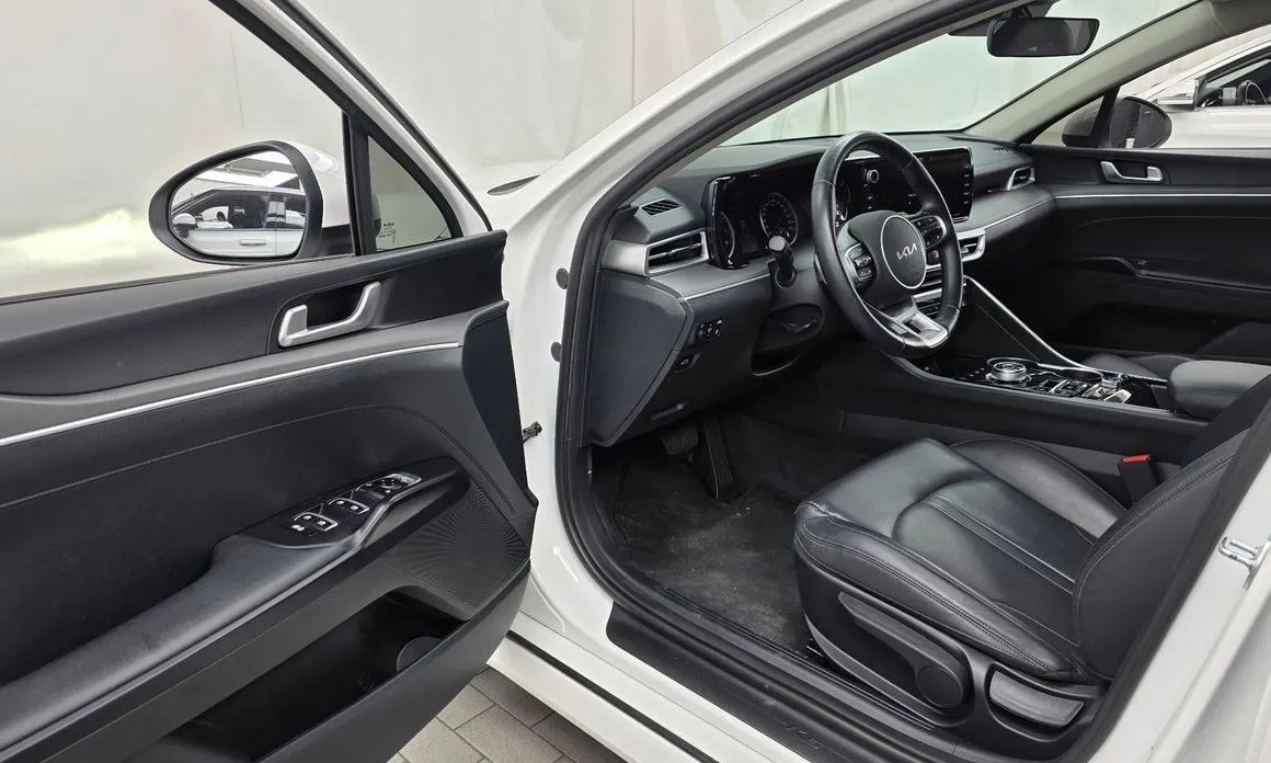 Kia K5 — фото 8