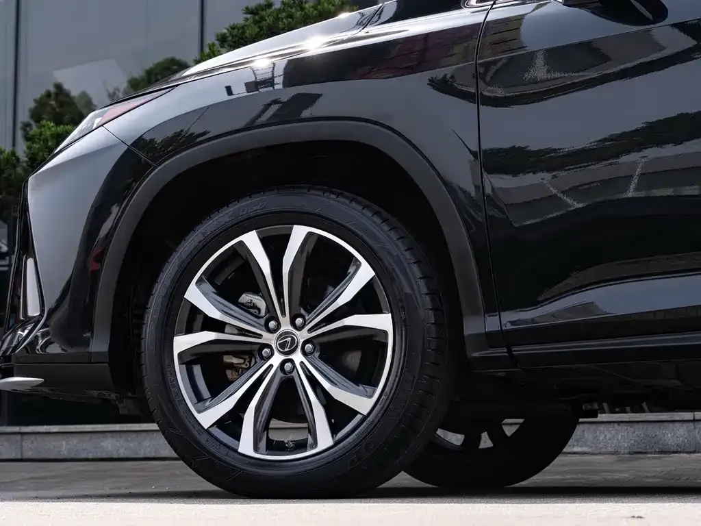 Lexus RX — фото 4