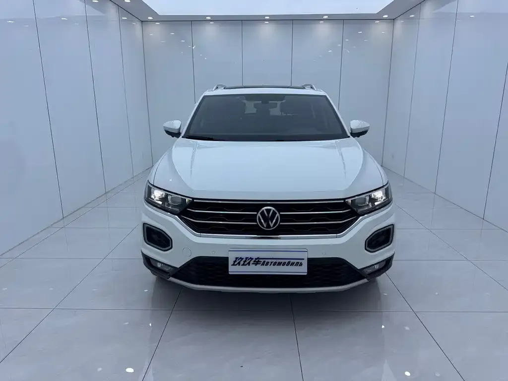 Volkswagen T-Roc — фото 2