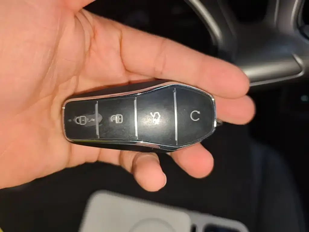 BYD Seal 05 DM-i — фото 2