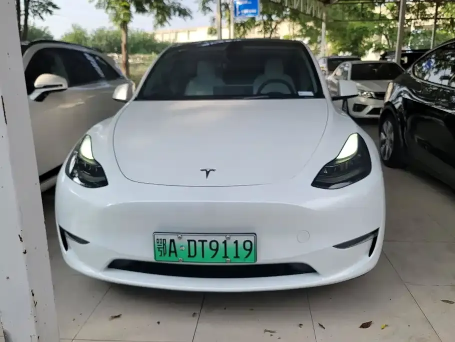 Tesla Model Y — фото 7