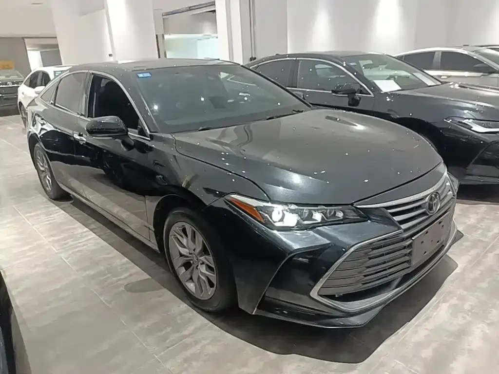 Toyota Avalon — фото 4