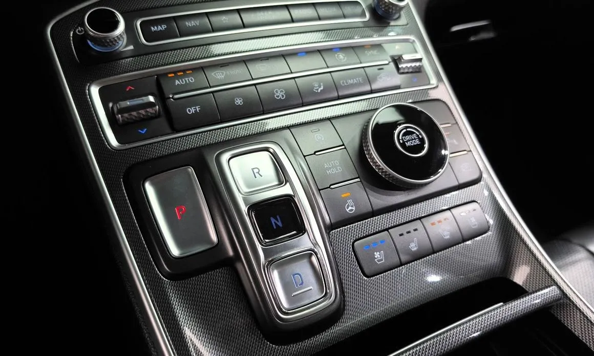 Hyundai Santafe — фото 9