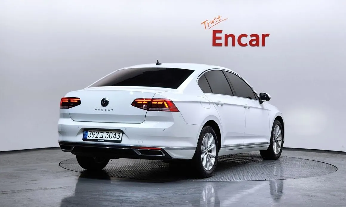 Volkswagen Passat — фото 4