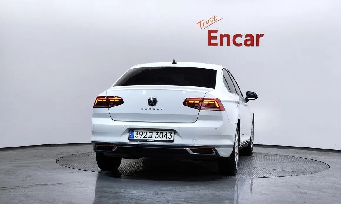 Volkswagen Passat — фото 3