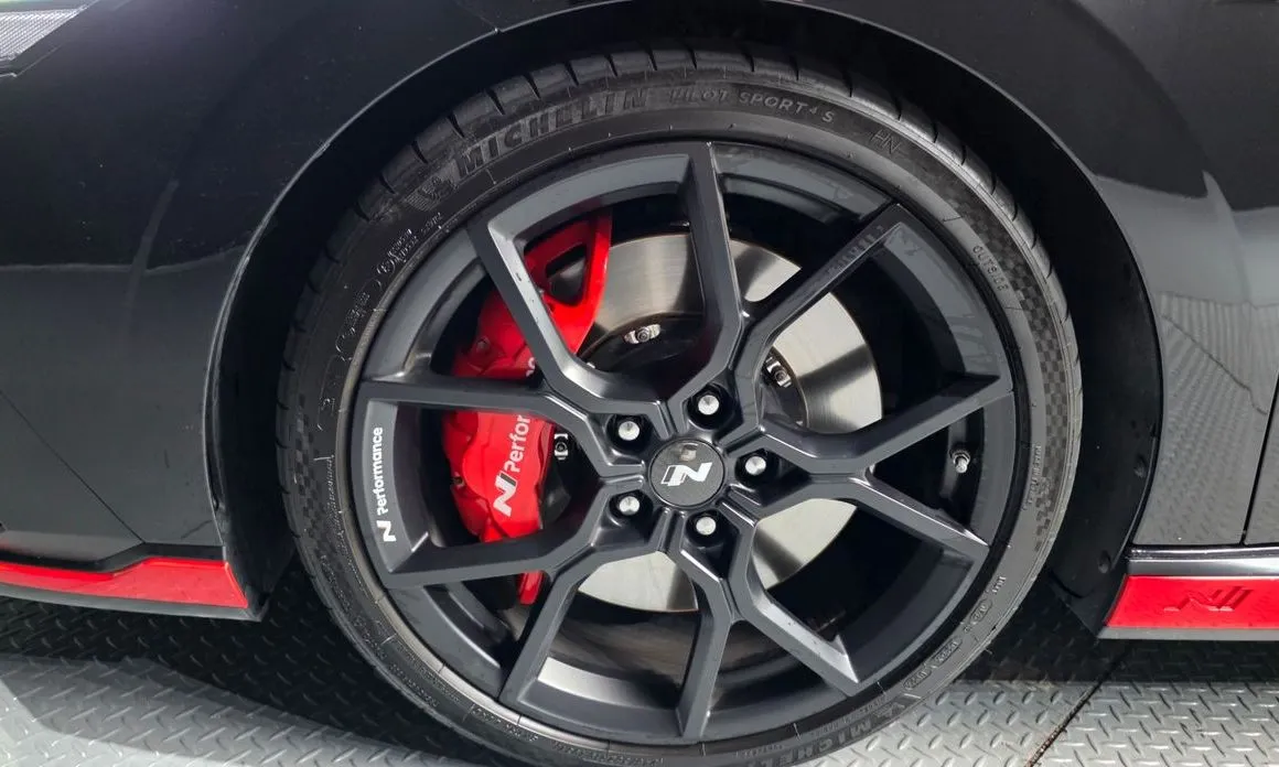 Hyundai AVANTE — фото 10