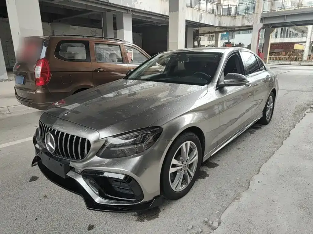 Mercedes-Benz C-Class — фото 1