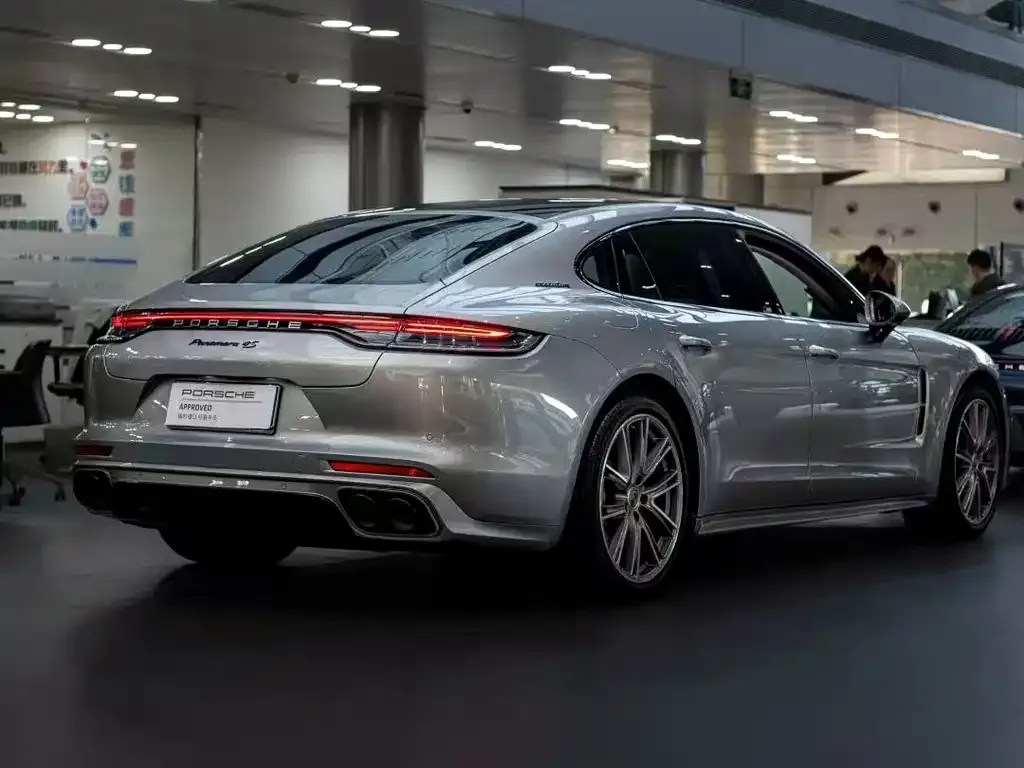 Porsche Panamera — фото 7