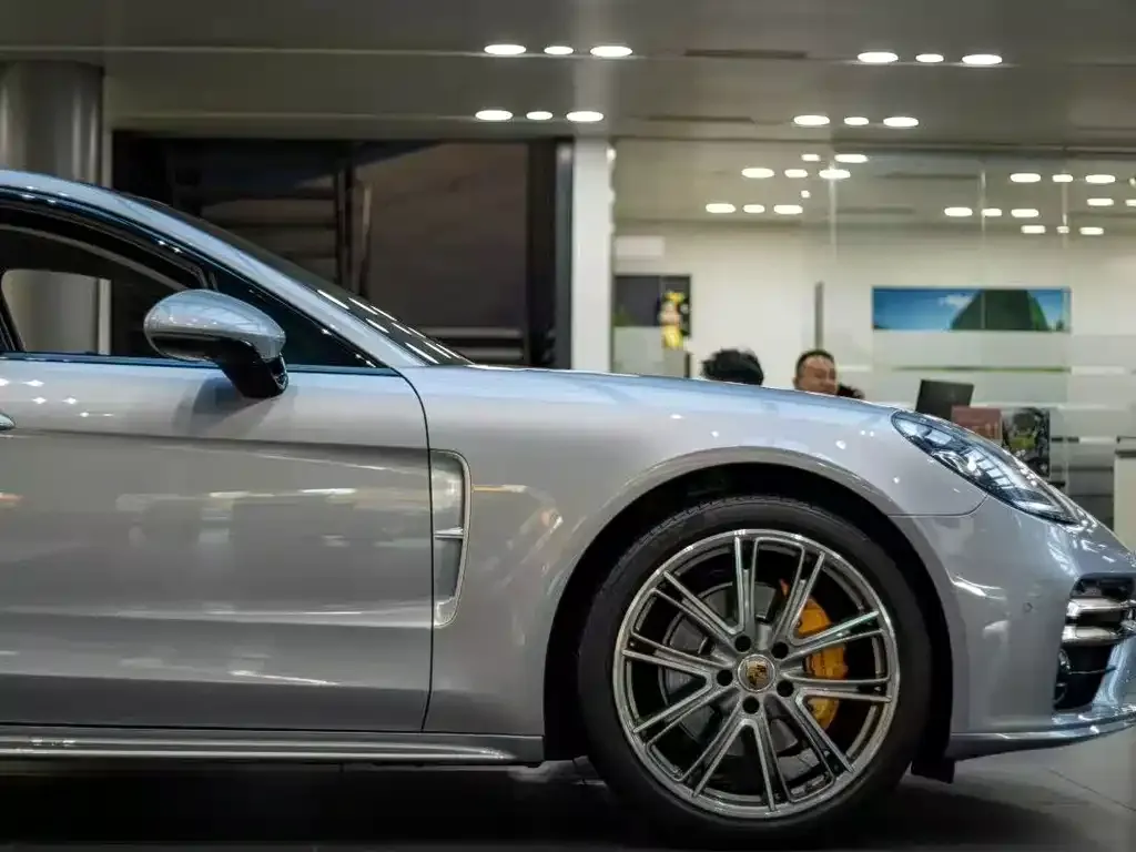 Porsche Panamera — фото 8