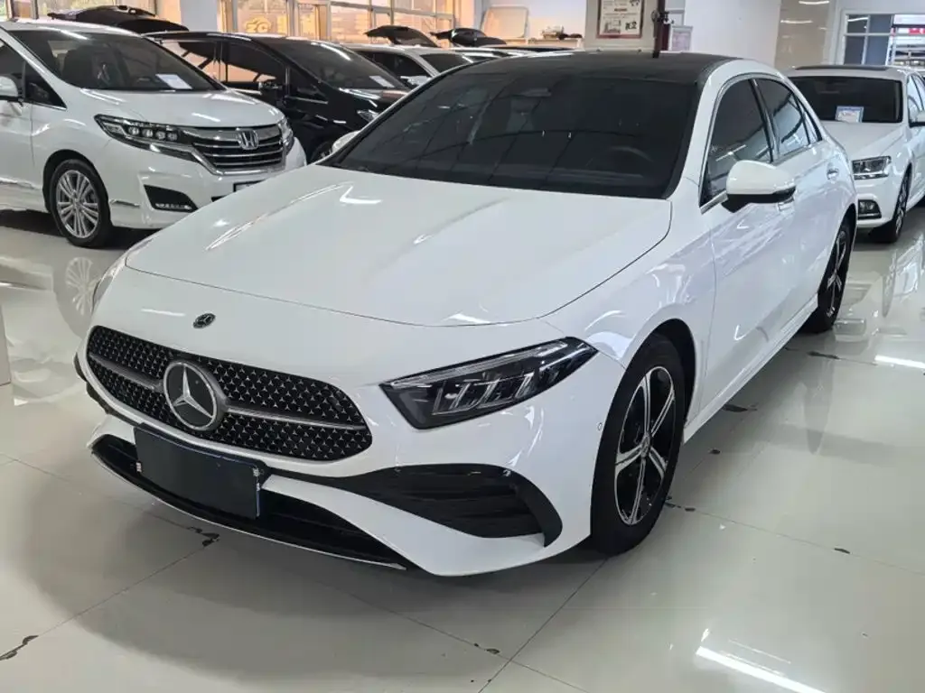 Mercedes-Benz A-Class — фото 2