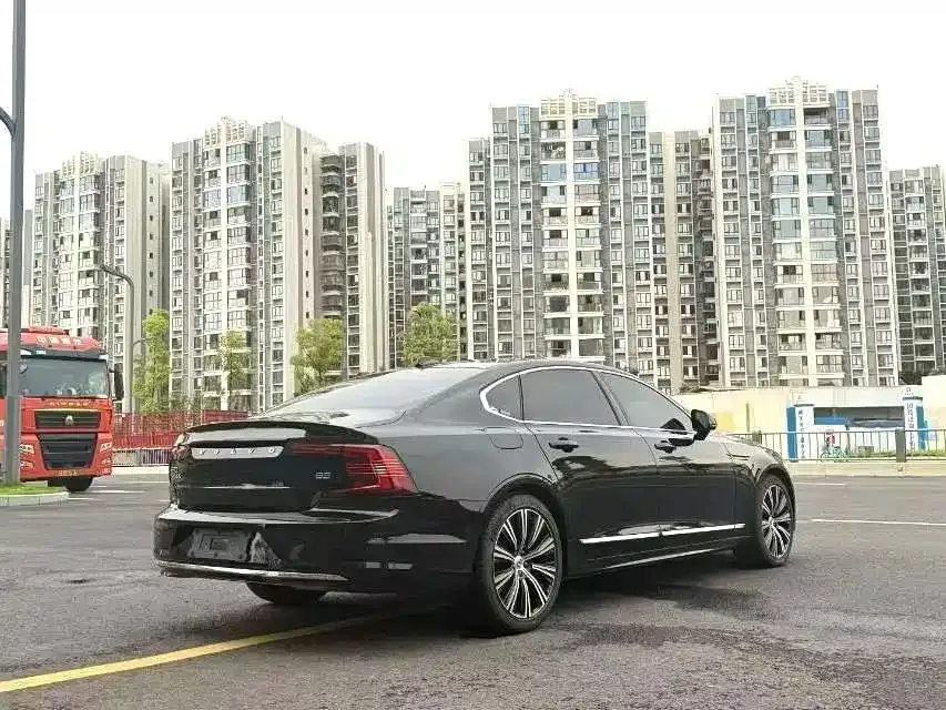 Volvo S90 — фото 6