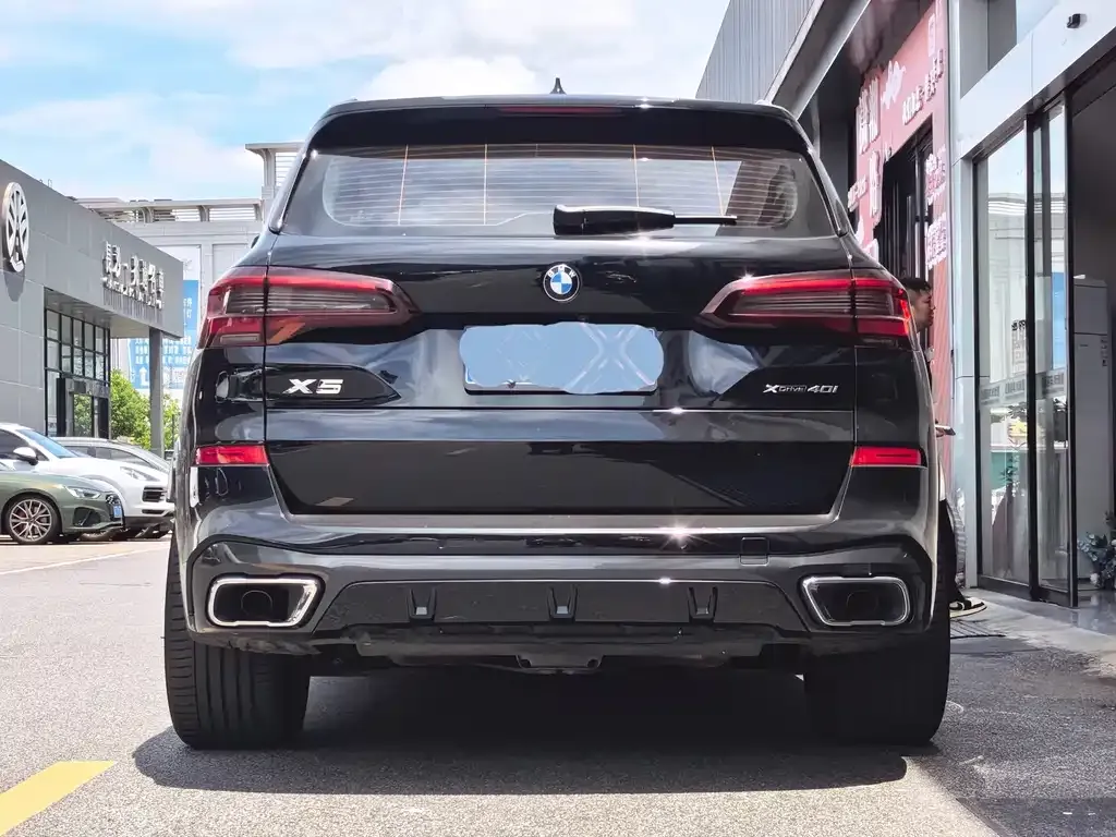 BMW X5 (Import) — фото 2