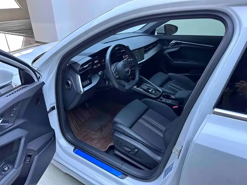 Audi A3 — фото 10