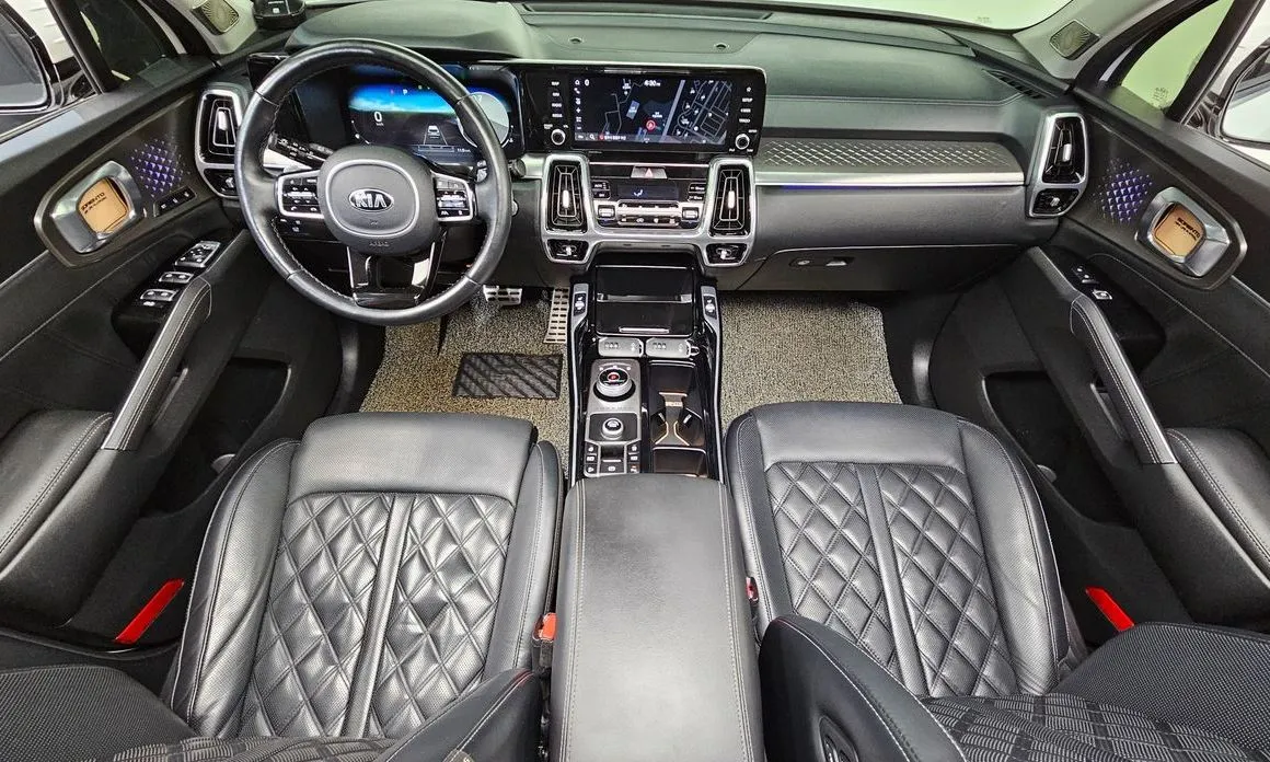 Kia Sorento — фото 9