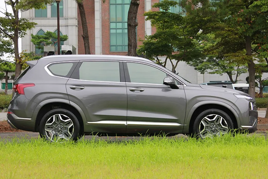 Hyundai Santafe — фото 7