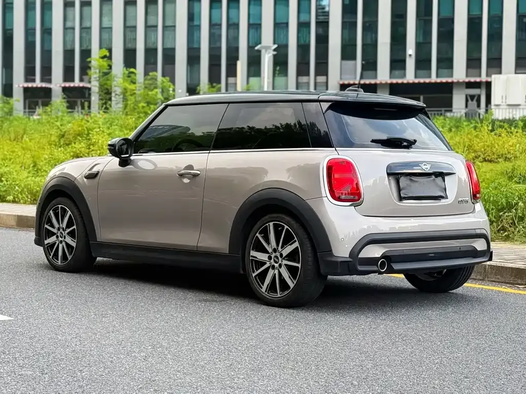 MINI Cooper (3-door) — фото 10